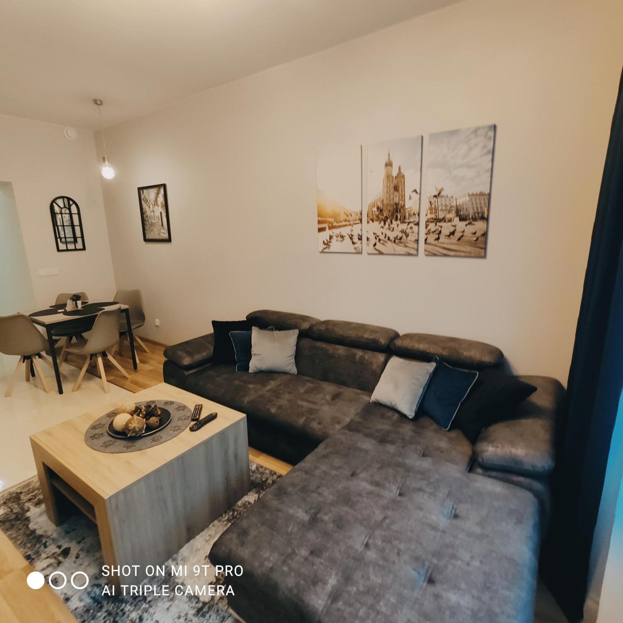 Seventh House Apartment Красков Екстериор снимка
