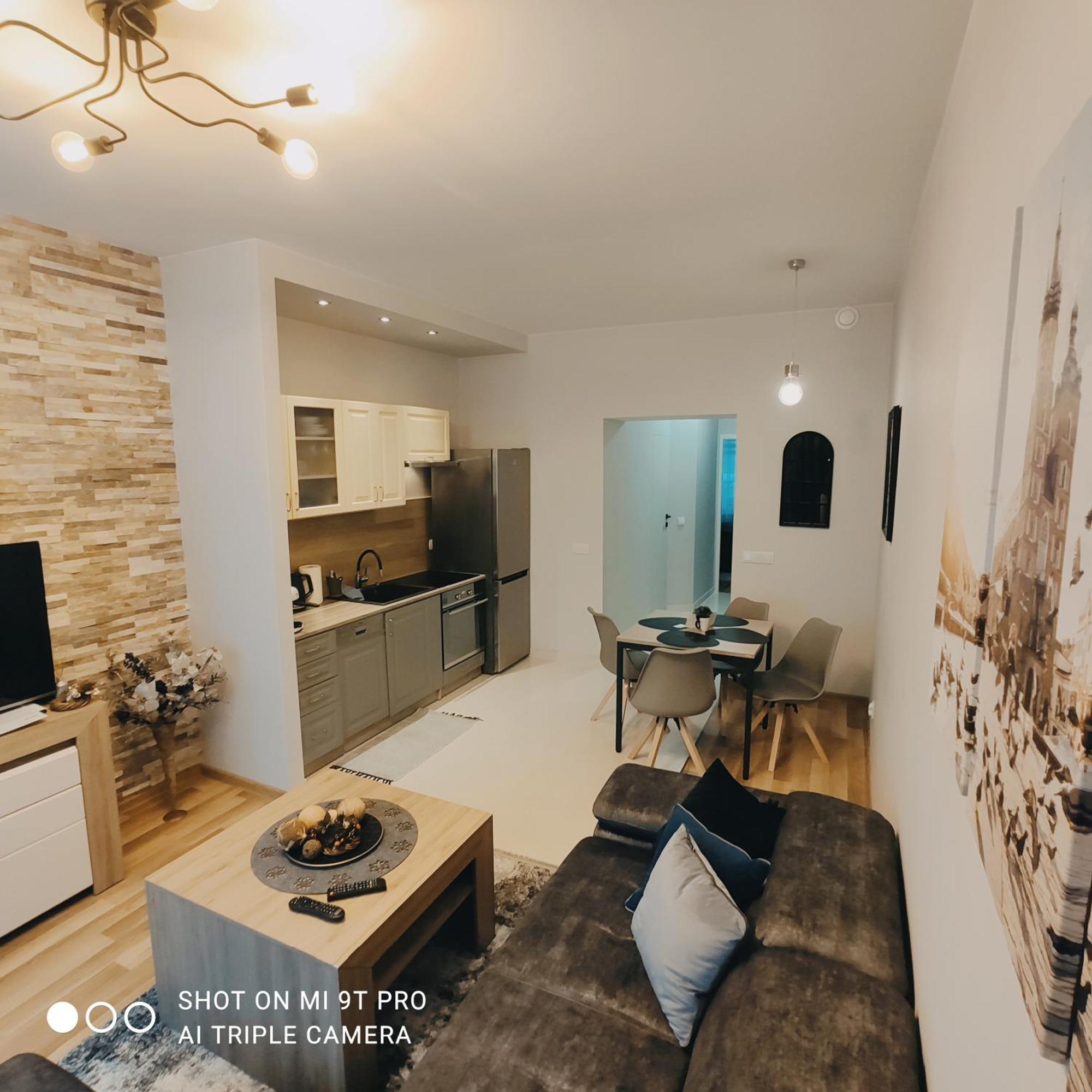 Seventh House Apartment Красков Екстериор снимка