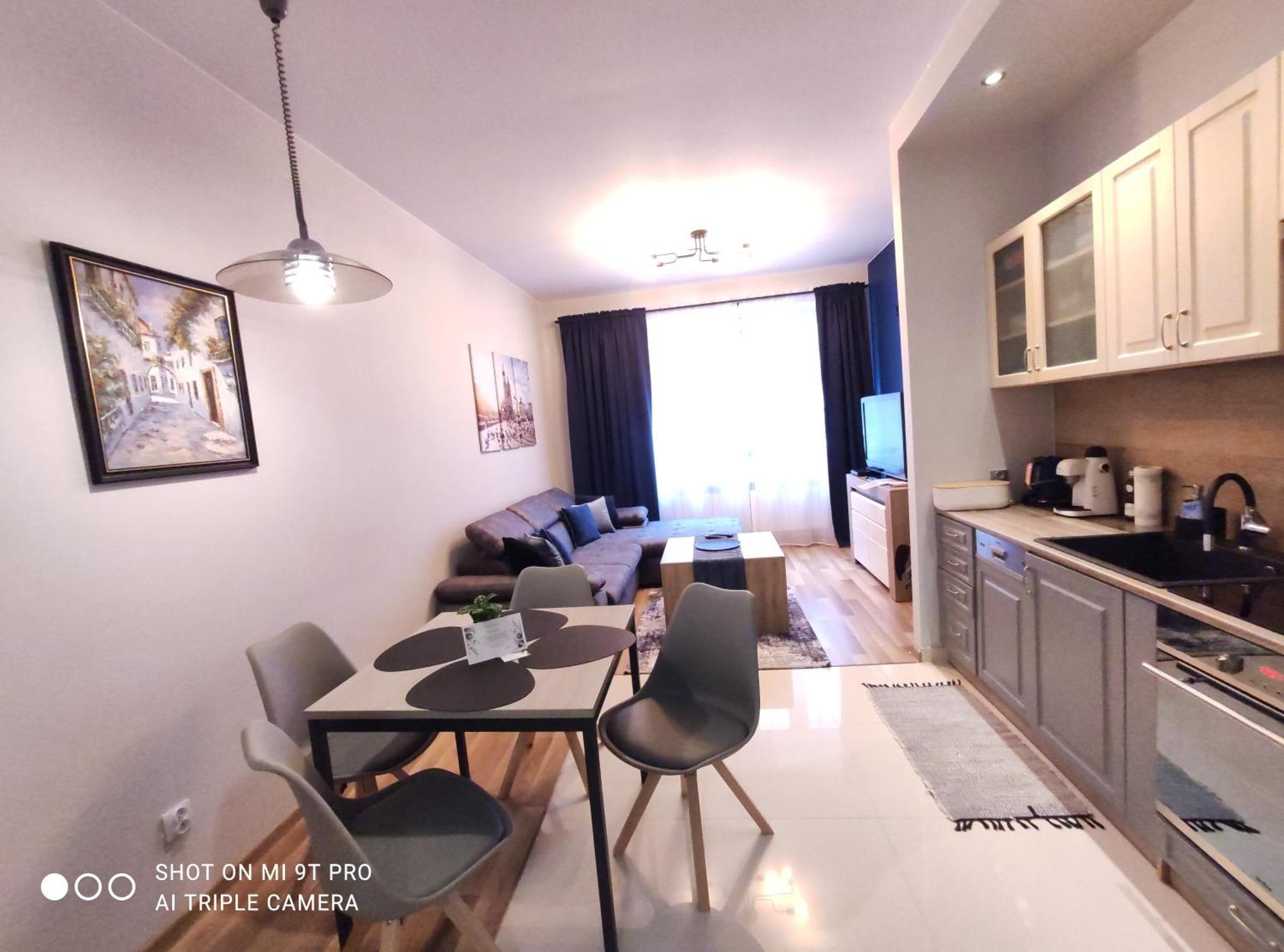 Seventh House Apartment Красков Екстериор снимка