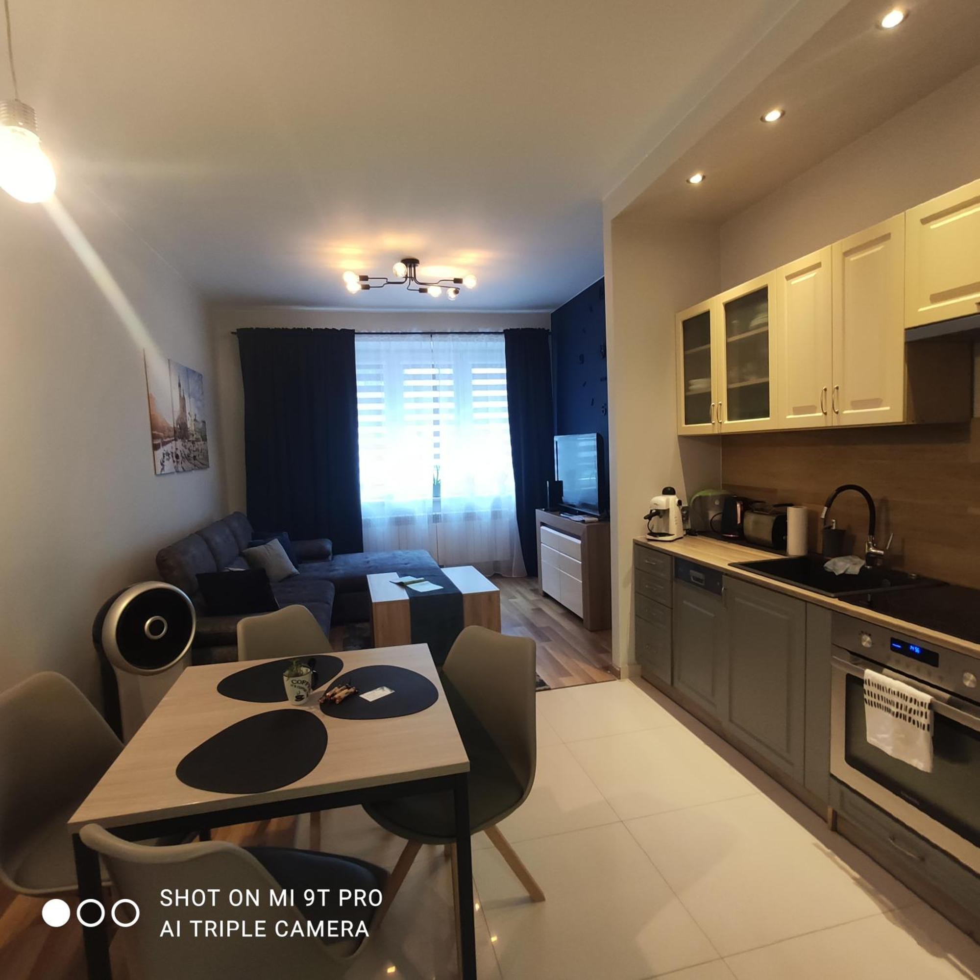 Seventh House Apartment Красков Екстериор снимка
